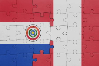 Peru 'nun renkli ulusal bayrağı ve Paraguay bayrağı ile bulmaca. konsept