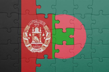 Bangladeş 'in renkli ulusal bayrağı ve Afganistan bayrağının bulmacası. konsept