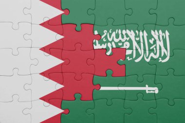 Suudi Arabistan 'ın renkli ulusal bayrağı ve bahreyn bayrağı. konsept