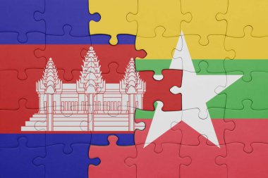Kamboçya 'nın renkli ulusal bayrağı ve miyanmar bayrağı. konsept