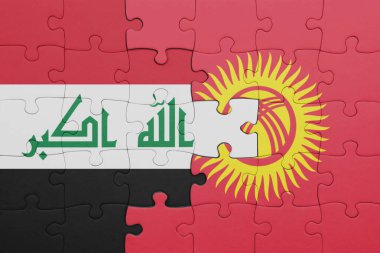Kırgızistan 'ın renkli ulusal bayrağı ve Irak bayrağı ile bulmaca. konsept