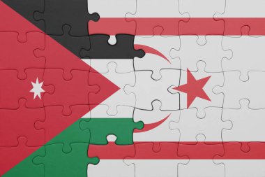 Kuzey Kıbrıs 'ın renkli ulusal bayrağı ve Ürdün bayrağının bulmacası. konsept