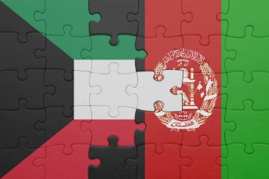Afganistan 'ın renkli ulusal bayrağı ve Kuveyt bayrağının bulmacası. konsept