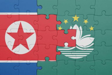 Macau 'nun renkli ulusal bayrağı ve Kuzey Kore bayrağı. konsept