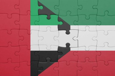 Kuveyt 'in renkli ulusal bayrağı ve Birleşik Arap Emirliklerinin bayrağı. konsept