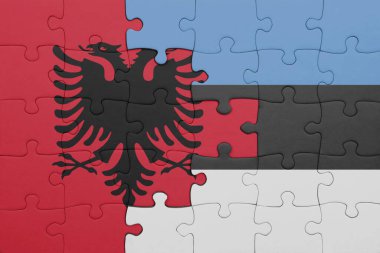 Albania 'nın renkli ulusal bayrağı ve Estonya bayrağı bulmacası. konsept