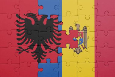 Albania 'nın renkli ulusal bayrağı ve Moldova bayrağıyla ilgili bulmacalar. konsept