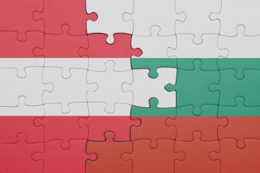 Bulgar bayrağı ve Avusturalya bayrağıyla dolu renkli bir yapboz. konsept