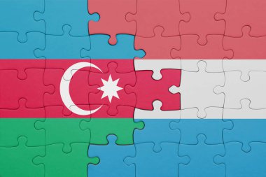 Azerbaijan 'ın renkli ulusal bayrağı ve Lüksemburg bayrağı. konsept