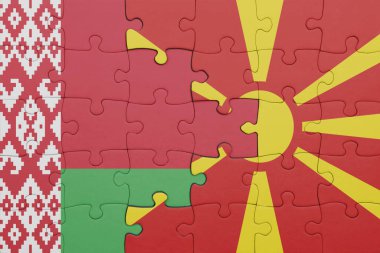 Beyaz Rusya 'nın renkli ulusal bayrağı ve Macedonia bayrağıyla ilgili bulmacalar. konsept