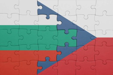 Czech Cumhuriyeti 'nin renkli ulusal bayrağı ve İspanya bayrağıyla ilgili bulmacalar. konsept