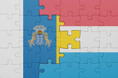 Lüksemburg 'un renkli ulusal bayrağı ve kanarya adalarının bayrağı. konsept