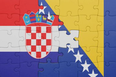 Bosna ve Herzegovina 'nın renkli ulusal bayrağı ve Hırvat bayrağı. konsept