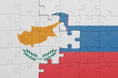 Slovenia 'nın renkli ulusal bayrağı ve Cyu bayrağı ile bulmaca. konsept