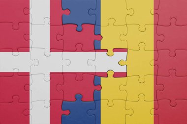 Romanya 'nın renkli ulusal bayrağı ve Danimarka bayrağıyla ilgili bulmacalar. konsept