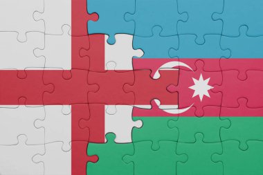Azerbaijan 'ın renkli ulusal bayrağı ve İngiltere bayrağının bulmacası. konsept