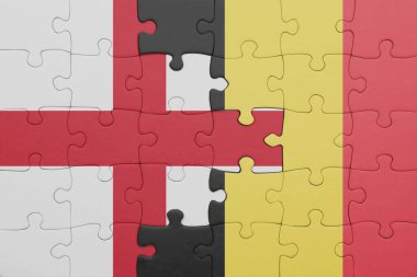 Belçika 'nın renkli ulusal bayrağı ve İngiltere bayrağı. konsept