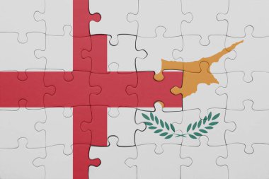 Siyananın renkli ulusal bayrağı ve İngiltere bayrağının bulmacası. konsept
