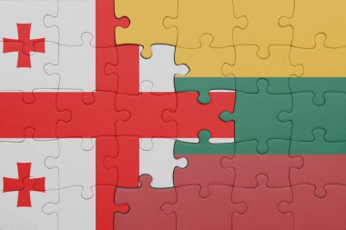 Gürcistan 'ın renkli ulusal bayrağı ve Litvanya bayrağı. konsept