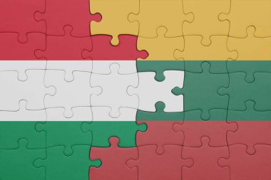 Litvanya 'nın renkli ulusal bayrağı ve Hungary bayrağı. konsept