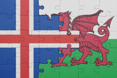 Galler 'in renkli ulusal bayrağı ve İzlanda bayrağı ile bulmaca. konsept