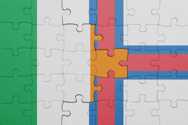 İrlanda 'nın renkli ulusal bayrağı ve Faroe adalarının bayrağıyla ilgili bulmacalar. konsept