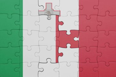 Malta 'nın renkli ulusal bayrağı ve İtalya bayrağı bulmacası. konsept