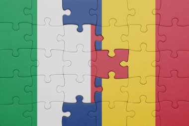 Romanya 'nın renkli ulusal bayrağı ve İtalya bayrağıyla ilgili bulmacalar. konsept