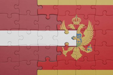 Letonya 'nın renkli ulusal bayrağı ve mongol bayrağıyla bulmaca. konsept