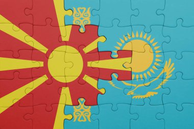 Macedonia 'nın renkli ulusal bayrağı ve Kazakistan bayrağı. konsept