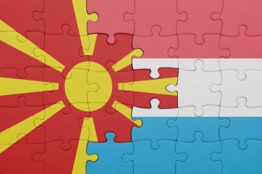 Macedonia 'nın renkli ulusal bayrağı ve Lüksemburg bayrağı. konsept