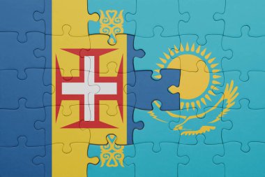 Kazakistan 'ın renkli ulusal bayrağı ve Madeira bayrağı. konsept