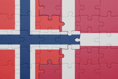 Danimarka 'nın renkli ulusal bayrağı ve Norveç bayrağıyla ilgili bulmacalar. konsept