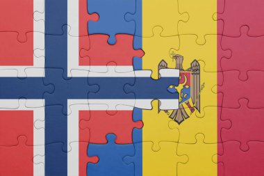 Moldova 'nın renkli ulusal bayrağı ve Norveç bayrağının bulmacası. konsept