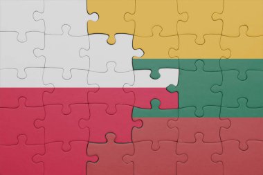 Litvanya 'nın renkli ulusal bayrağı ve Polonya bayrağı bulmacası. konsept