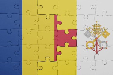 Romanya 'nın renkli ulusal bayrağı ve Vatikan bayrağıyla ilgili bulmacalar. konsept