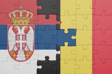 Belçika 'nın renkli ulusal bayrağı ve Sırbistan bayrağı ile bulmaca. konsept