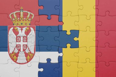 Romanya 'nın renkli ulusal bayrağı ve Sırbistan bayrağı ile ilgili bulmacalar. konsept