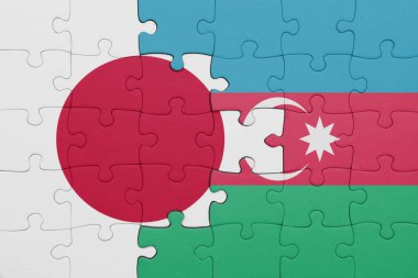 Azerbaijan 'ın renkli ulusal bayrağı ve Japon bayrağı ile bulmaca. konsept