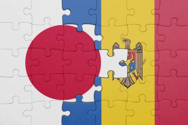 Moldova 'nın renkli ulusal bayrağı ve Japon bayrağı ile bulmaca. konsept