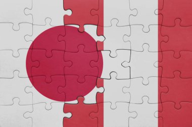 Peru 'nun renkli ulusal bayrağı ve Japonya bayrağı ile bulmaca. konsept
