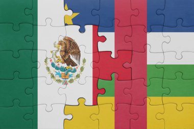 Orta Afrika Cumhuriyeti ve Meksika bayrağının renkli ulusal bayrağıyla bulmaca. konsept