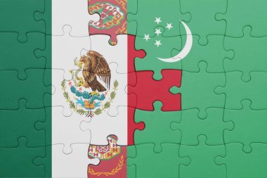 Türkmenistan 'ın renkli ulusal bayrağı ve Meksika bayrağı. konsept