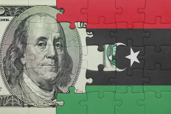 Libya 'nın renkli ulusal bayrağı ve ABD doları para .finans kavramının bulmacası