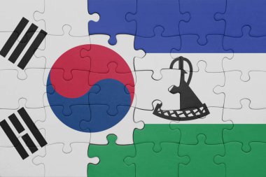 Güney Kore bayrağı ve lesotho 'nun renkli ulusal bayrağıyla bulmaca. konsept