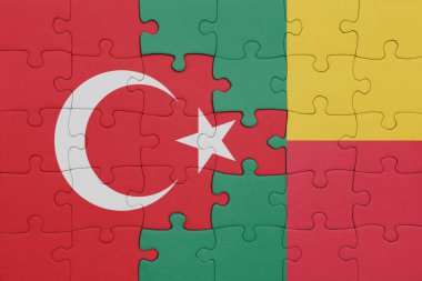 Beni 'nin renkli ulusal bayrağı ve hindi bayrağı ile bulmaca. konsept