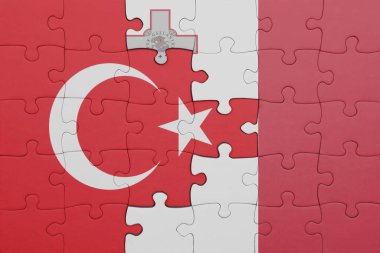 Malta 'nın renkli ulusal bayrağı ve hindi bayraklı bulmaca. konsept