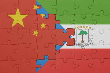 Ekvator Ginesi ve Çin bayrağının renkli ulusal bayrağıyla bulmaca. konsept