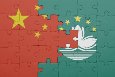 Macau 'nun renkli ulusal bayrağı ve Çin bayrağı ile bulmaca. konsept