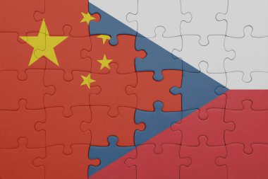 Czech Cumhuriyeti 'nin renkli ulusal bayrağı ve Çin bayrağı bulmacası. konsept